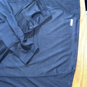 Woman’s long sleeve large